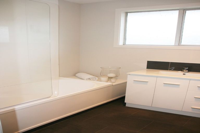 Photo of property in 28 Wingatui Road, Mosgiel, 9024