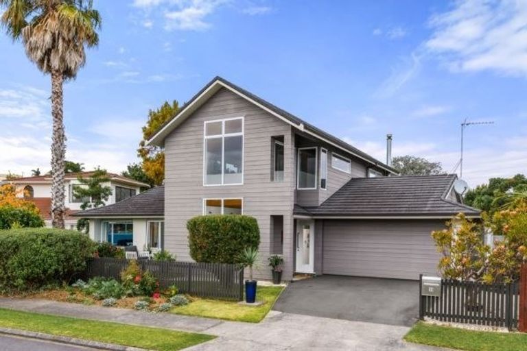 Photo of property in 18 Markham Place, Bucklands Beach, Auckland, 2012