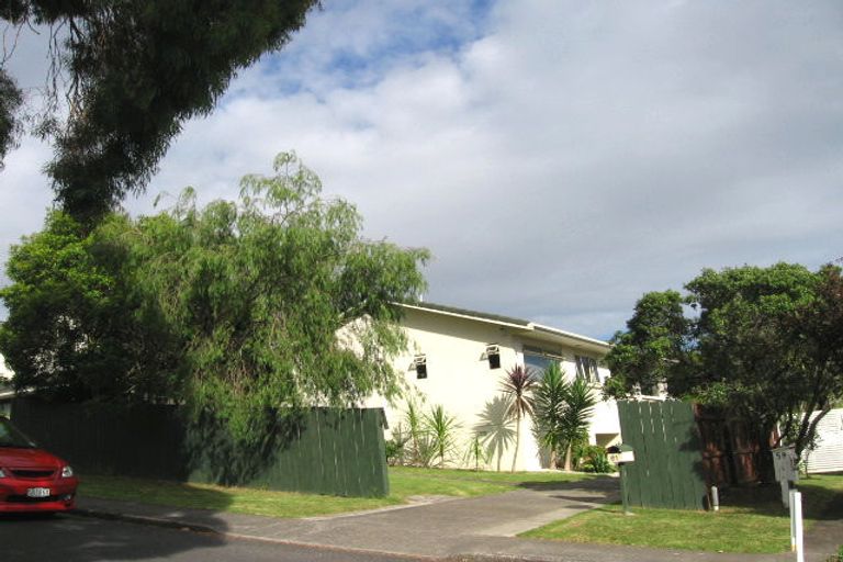 Photo of property in 61 Alton Avenue, Hillcrest, Auckland, 0627