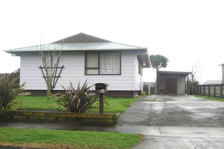 Photo of property in 4 Mace Street, Waitara, 4320