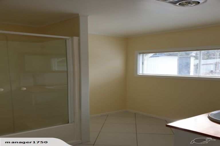 Photo of property in 120 Cornfoot Street, Castlecliff, Whanganui, 4501