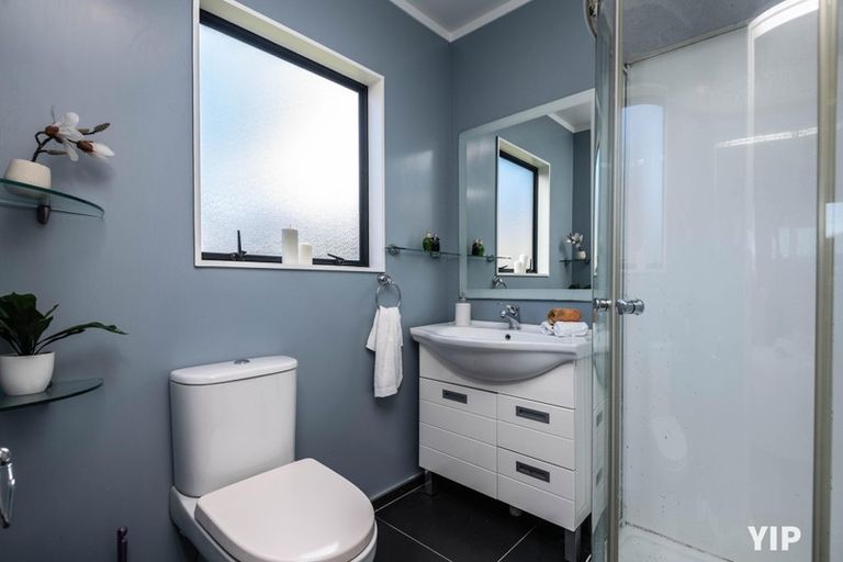 Photo of property in 3b Glenwood Grove, Woodridge, Wellington, 6037