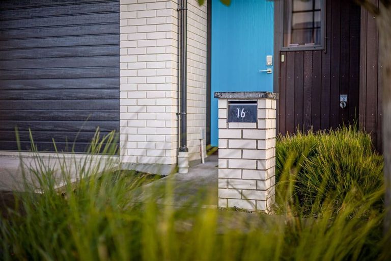 Photo of property in 16 Te Aho Matua Road, Hobsonville, Auckland, 0616