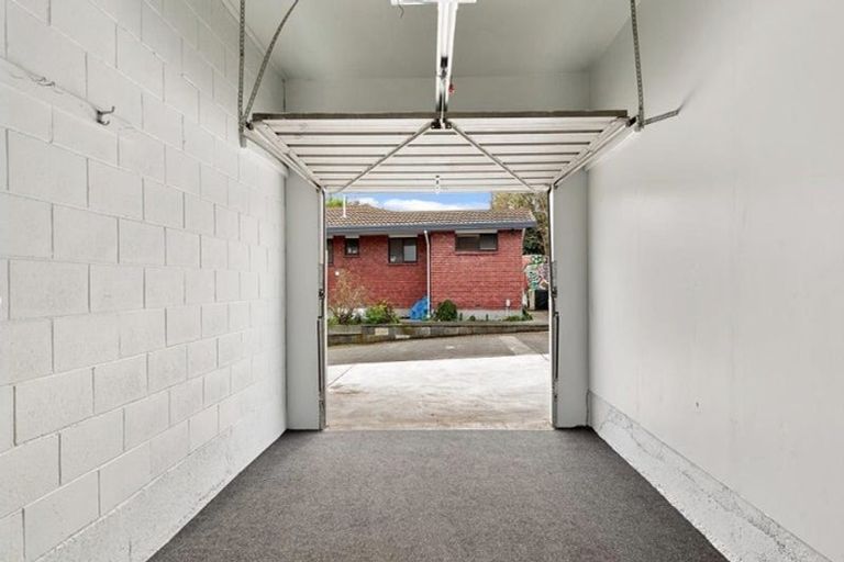 Photo of property in 2/17 Urella Place, Spreydon, Christchurch, 8024