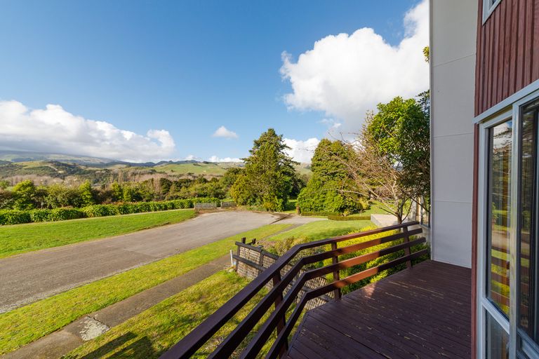 Photo of property in 14 Peter Hall Drive, Kelvin Grove, Palmerston North, 4414