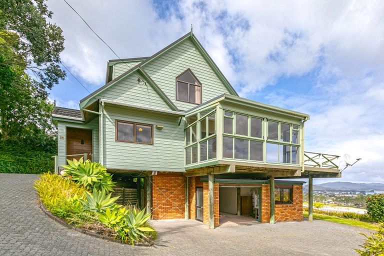 Photo of property in 195 Paku Drive, Tairua, 3508