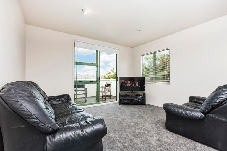 Photo of property in 11/595 Laurie Southwick Parade, Gulf Harbour, Whangaparaoa, 0930