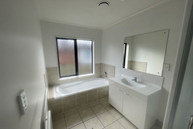 Photo of property in 37 Hilltop Road, Flat Bush, Auckland, 2019