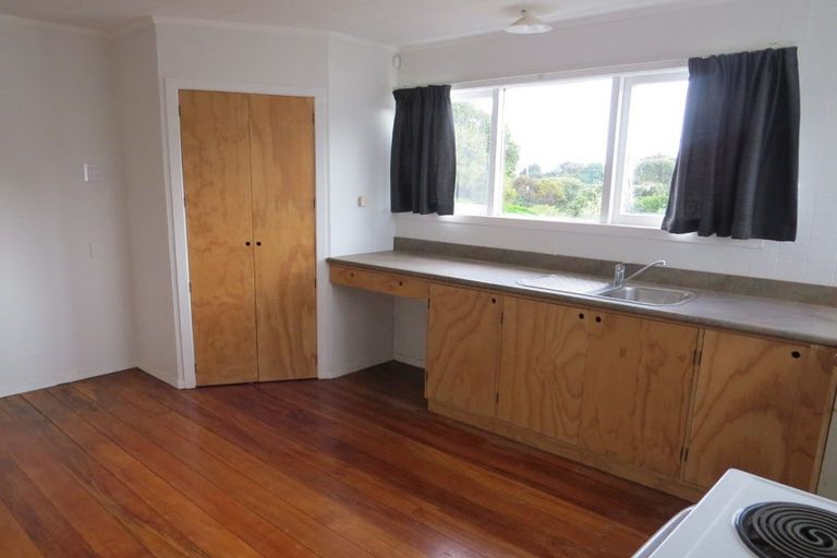Photo of property in 22 Ngaio Street, Otaki Beach, Otaki, 5512