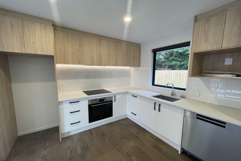 Photo of property in 4/41 Horseshoe Lake Road, Shirley, Christchurch, 8061