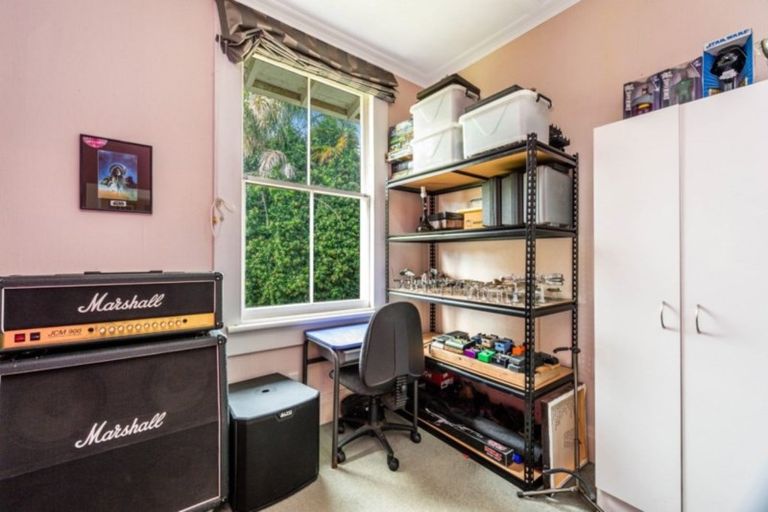 Photo of property in 65 Forest Lake Road, Forest Lake, Hamilton, 3200