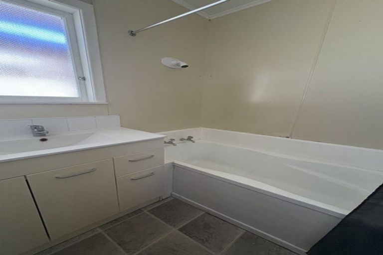 Photo of property in 65b Robinson Avenue, Holdens Bay, Rotorua, 3010