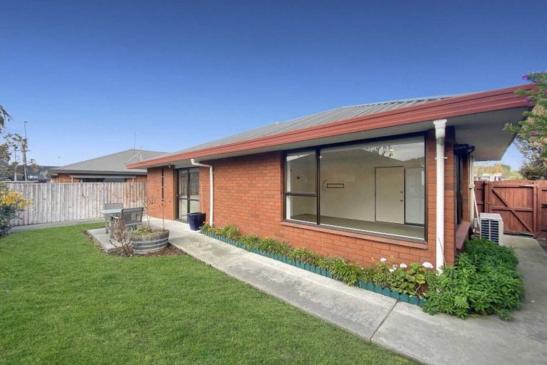 Photo of property in 3/6 Leslie Street, Upper Riccarton, Christchurch, 8041