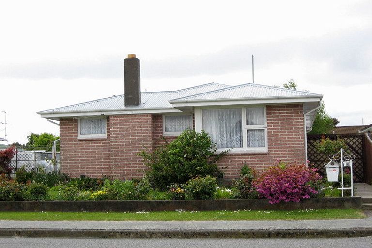 Photo of property in 10 Palmer Street, Rangiora, 7400