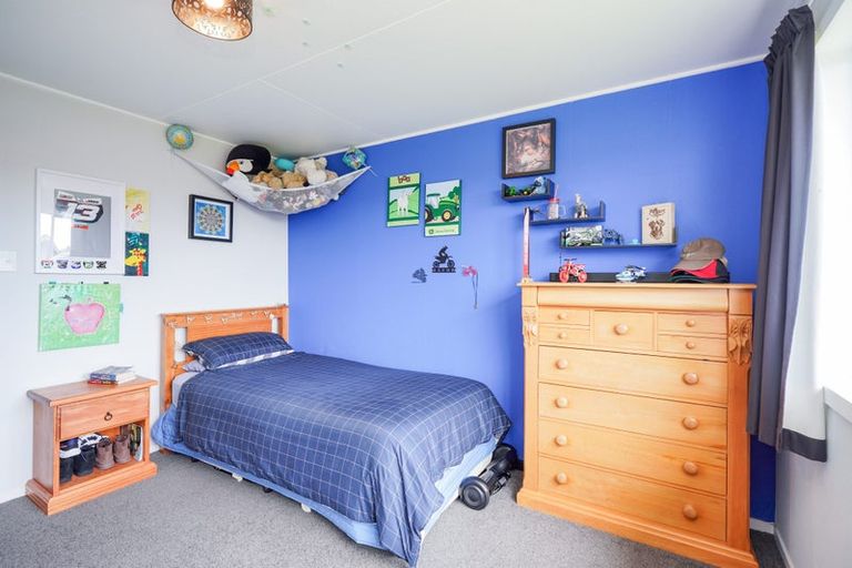 Photo of property in 22 Hughies Lane, Otautau, 9610