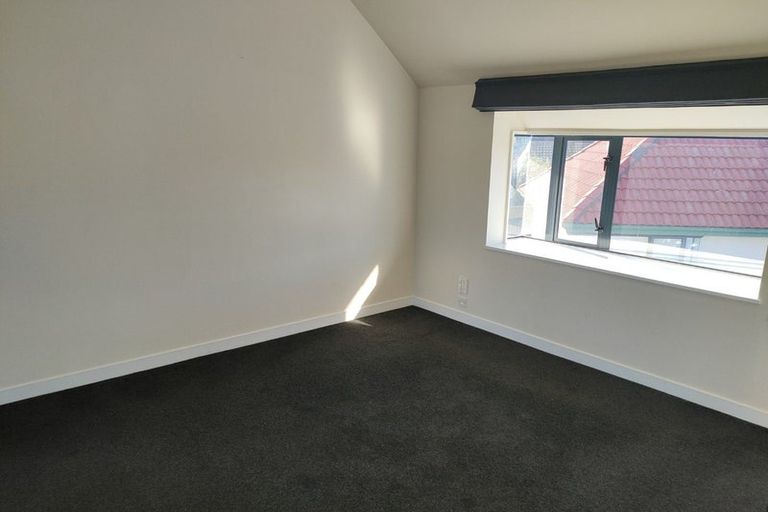 Photo of property in 17 Mcbain Grove, Avalon, Lower Hutt, 5011