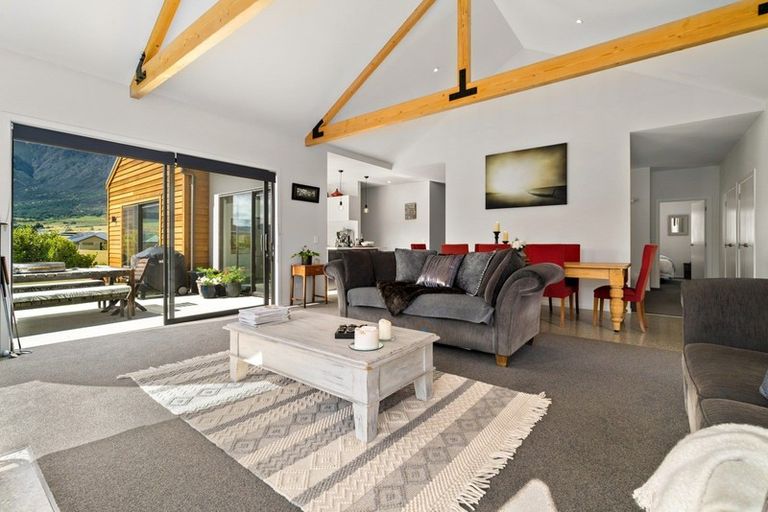 Photo of property in 60 Cunninghams Drive, Jacks Point, Queenstown, 9371