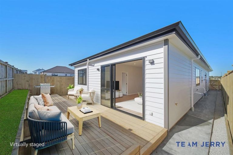 Photo of property in 45 Tributary Parade, Karaka, Papakura, 2113