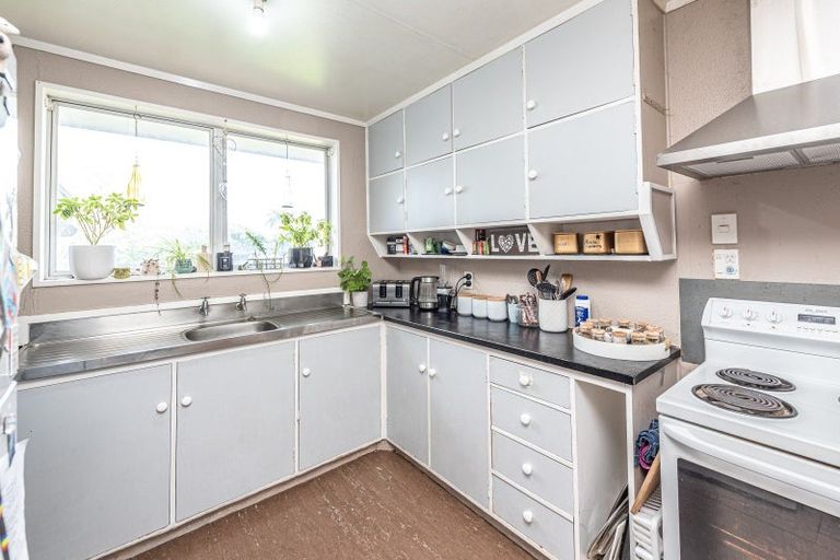 Photo of property in 12a Sydney Place, Whanganui, 4500