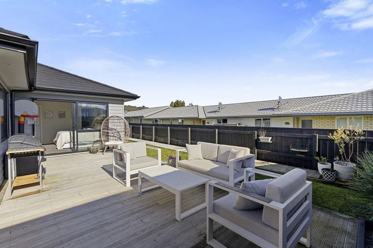 Photo of property in 53 Buddle Road, Wallaceville, Upper Hutt, 5018
