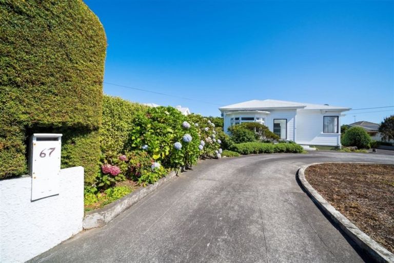 Photo of property in 67 Camberwell Road, Hawera, 4610