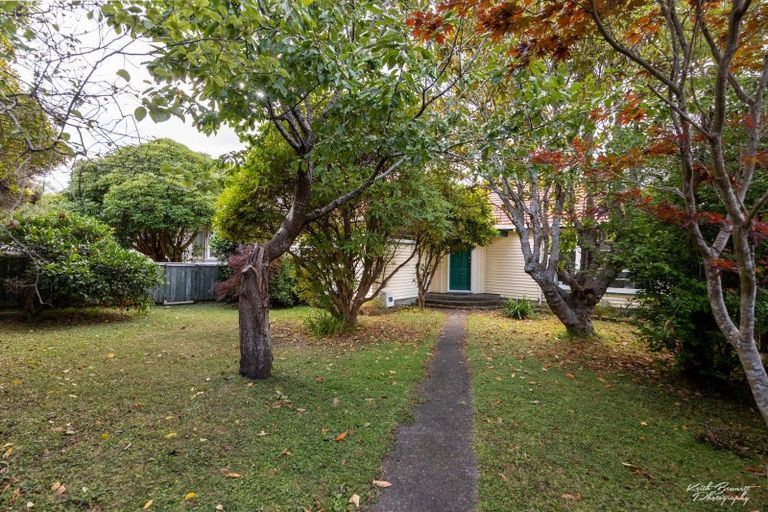 Photo of property in 354 Fergusson Drive, Heretaunga, Upper Hutt, 5018