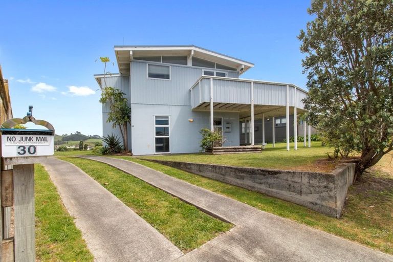 Photo of property in 30 Hillview Road, Waihi Beach, 3611