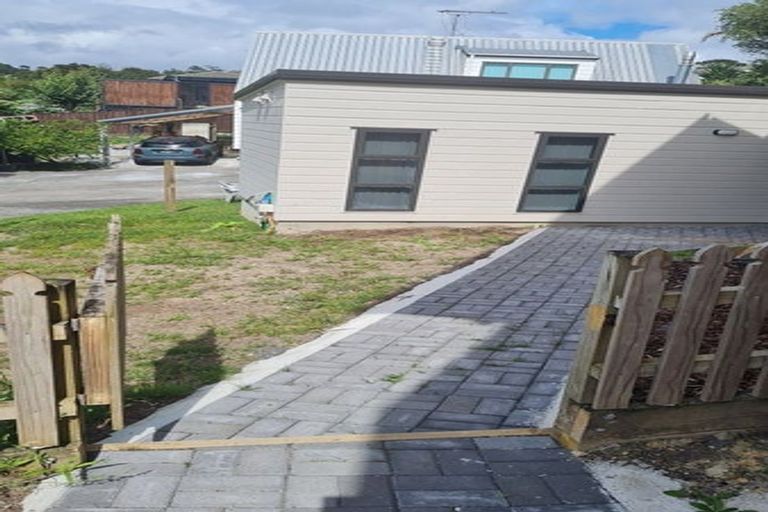 Photo of property in 23 Matama Road, Glen Eden, Auckland, 0602