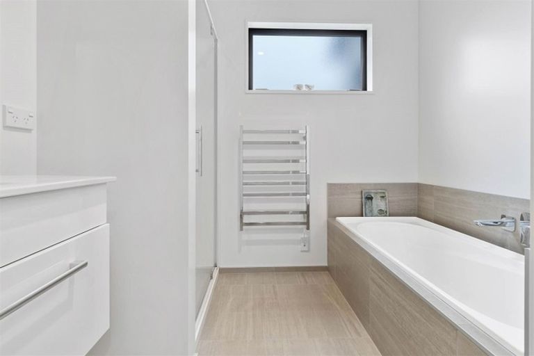 Photo of property in 20b Hewitts Road, Merivale, Christchurch, 8014