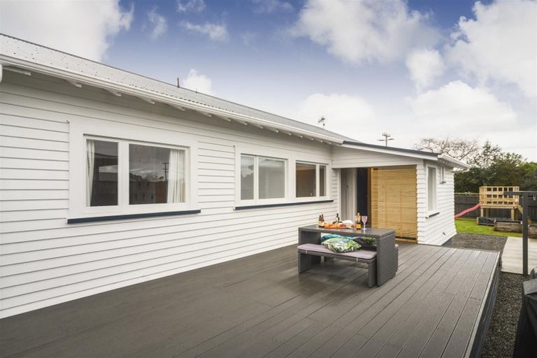 Photo of property in 42 King Street, Marton, 4710