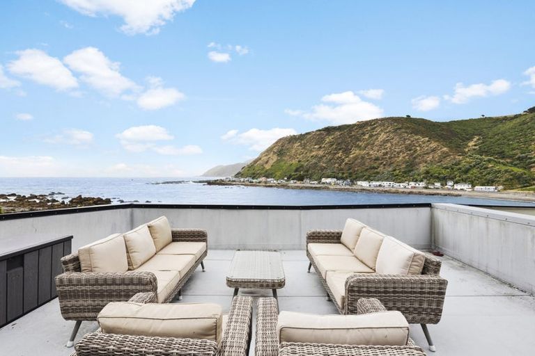 Photo of property in 12 Owhiro Bay Parade, Owhiro Bay, Wellington, 6023