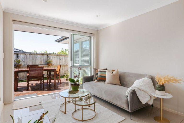 Photo of property in 12 Fairfax Crescent, Pyes Pa, Tauranga, 3112