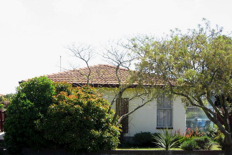 Photo of property in 2/47 Chipping Lane, Redwood, Christchurch, 8051