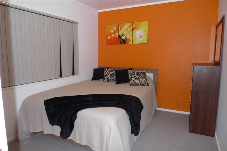 Photo of property in 19 Greenock Road, Ranui, Auckland, 0612