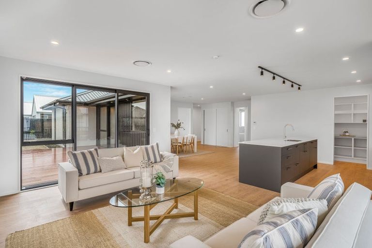 Photo of property in 54 Greig Crescent, Amberley, 7410