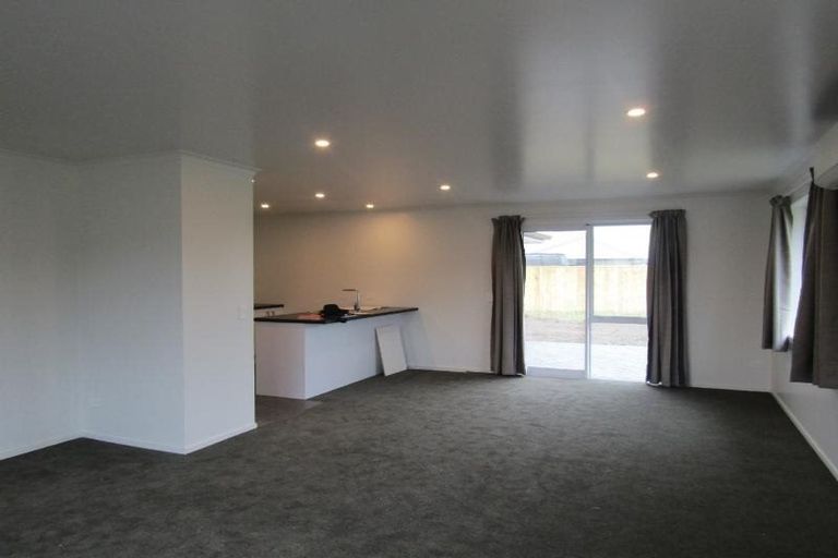 Photo of property in 11 Kahikatea Drive, Kinloch, Taupo, 3377