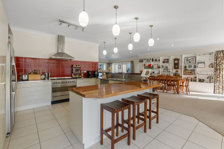 Photo of property in 280 Tirohanga Road, North Taieri, Mosgiel, 9092