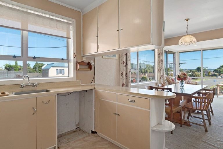 Photo of property in 52 Bureta Road, Otumoetai, Tauranga, 3110