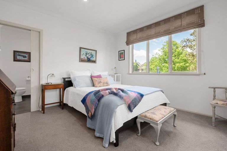 Photo of property in 52 Magellan Rise, Flagstaff, Hamilton, 3210