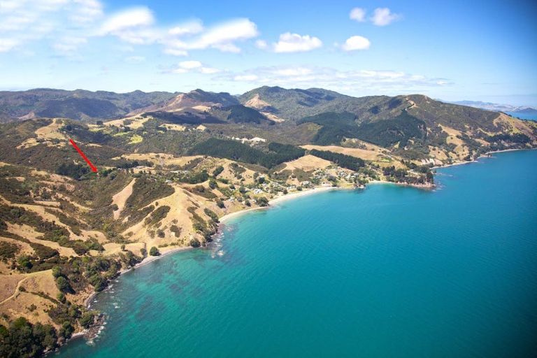 Photo of property in 79 Woods Road South, Colville, Coromandel, 3584