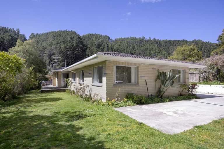 Photo of property in 40 Elmslie Road, Pinehaven, Upper Hutt, 5019