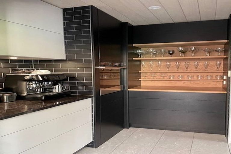 Photo of property in 112 Marram Place, Matarangi, Whitianga, 3592