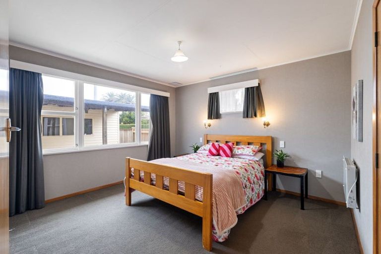 Photo of property in 87 College Street, Awapuni, Palmerston North, 4412