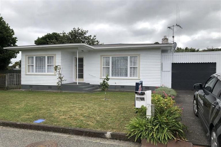 Photo of property in 7 Windsor Place, Levin, 5510