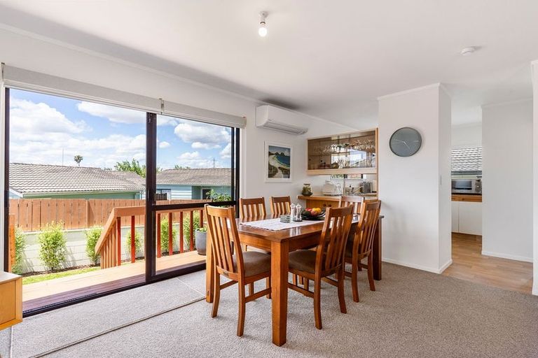 Photo of property in 2/136 Barrack Road, Mount Wellington, Auckland, 1060
