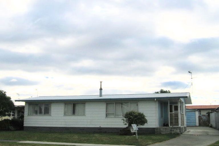 Photo of property in 15 Atherfold Crescent, Greenmeadows, Napier, 4112