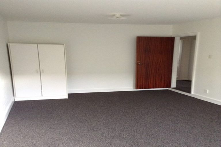 Photo of property in 2/39 Waimairi Road, Upper Riccarton, Christchurch, 8041
