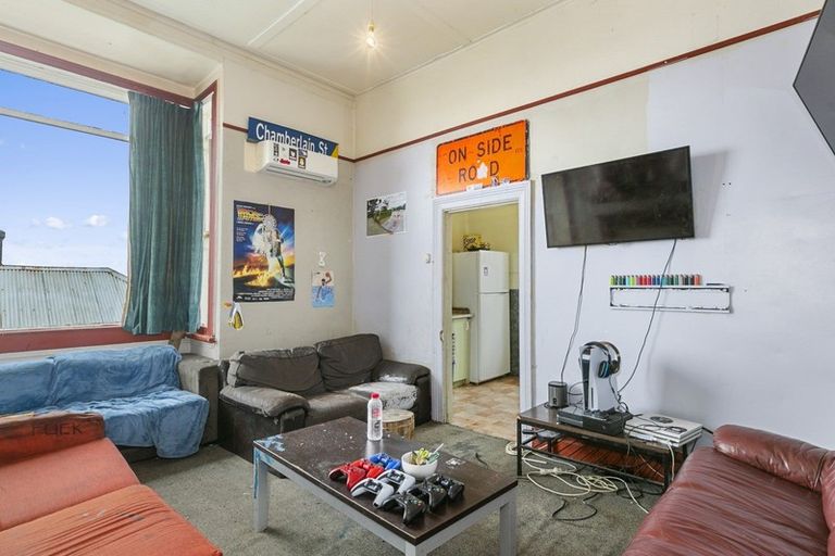 Photo of property in 74 Heriot Row, North Dunedin, Dunedin, 9016