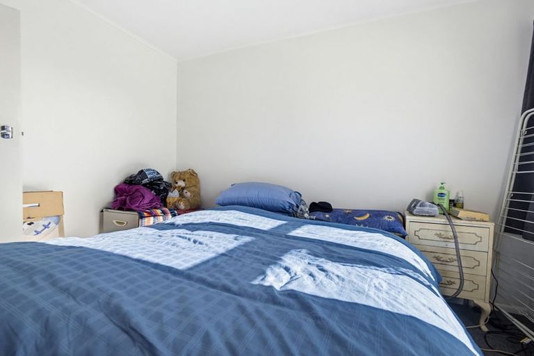 Photo of property in 5 Minifie Avenue, Melville, Hamilton, 3206