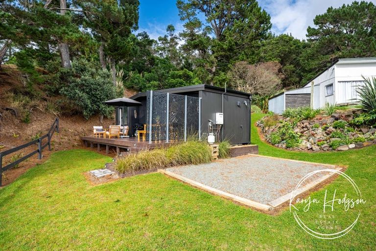 Photo of property in 164 Komiti Road, Tinopai, 0593